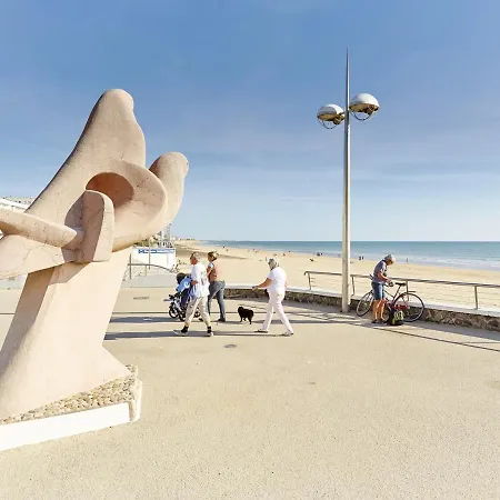 Confortable Rénové Avec Vue Sur Mer, Au Cœur De - Fr-1-323-32 Apartamento