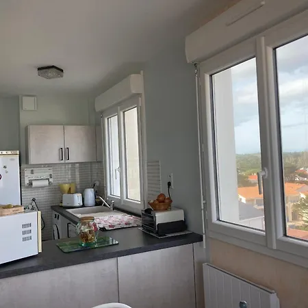 Apartamento Confortable Rénové Avec Vue Sur Mer, Au Cœur De - Fr-1-323-32