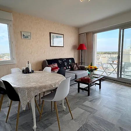 Confortable Rénové Avec Vue Sur Mer, Au Cœur De - Fr-1-323-32