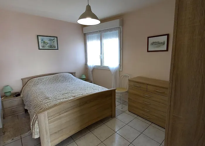 Renove 1 Au Bord De Avec Garage - Fr-1-323-32