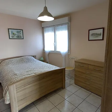 Renove 1 Au Bord De Avec Garage - Fr-1-323-32