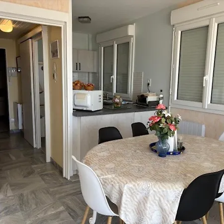 4 Pers, Et Commerces A Proximite, Garage Inclus - Fr-1-323-32 Saint-Jean-de-Monts